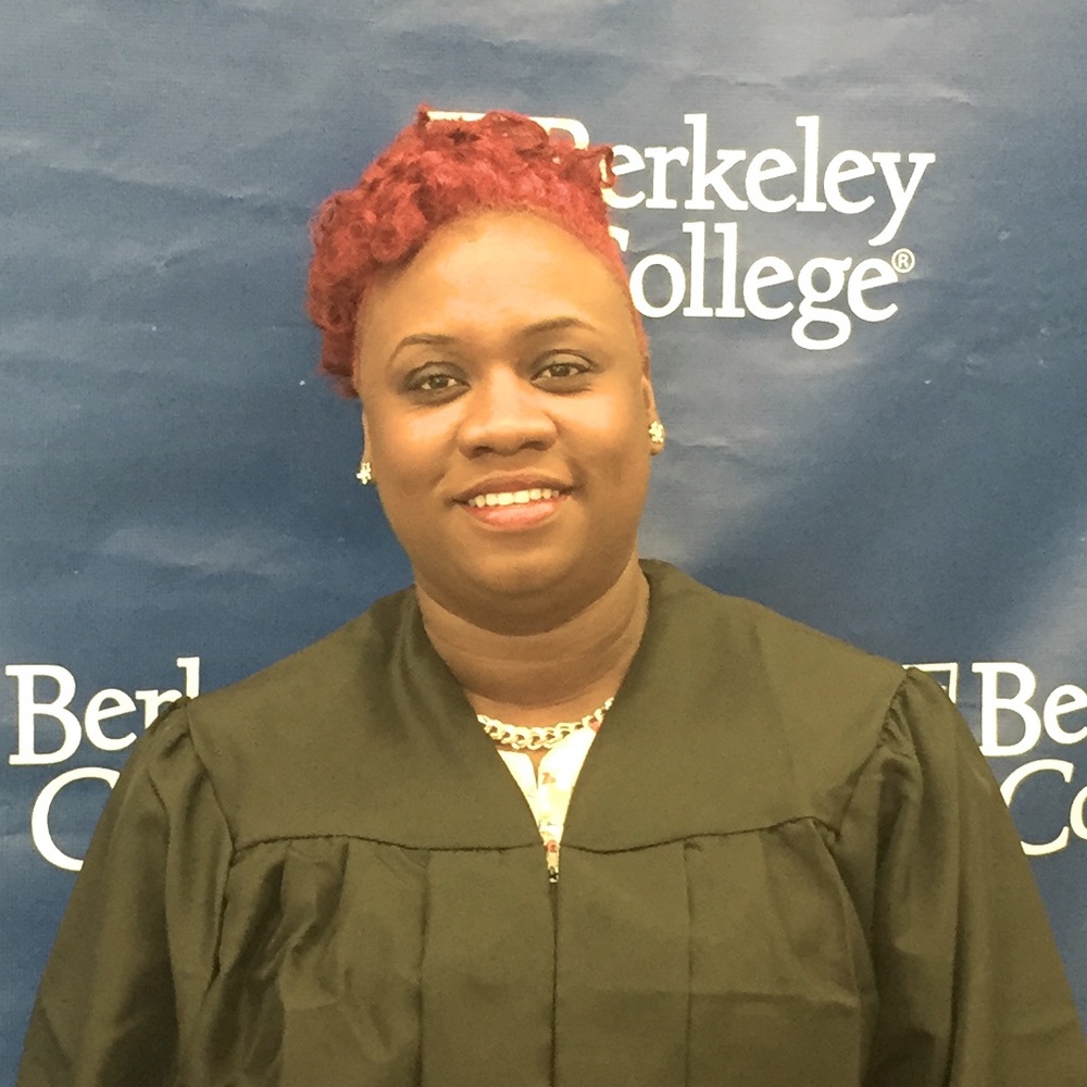 Meet your Posher, Christina